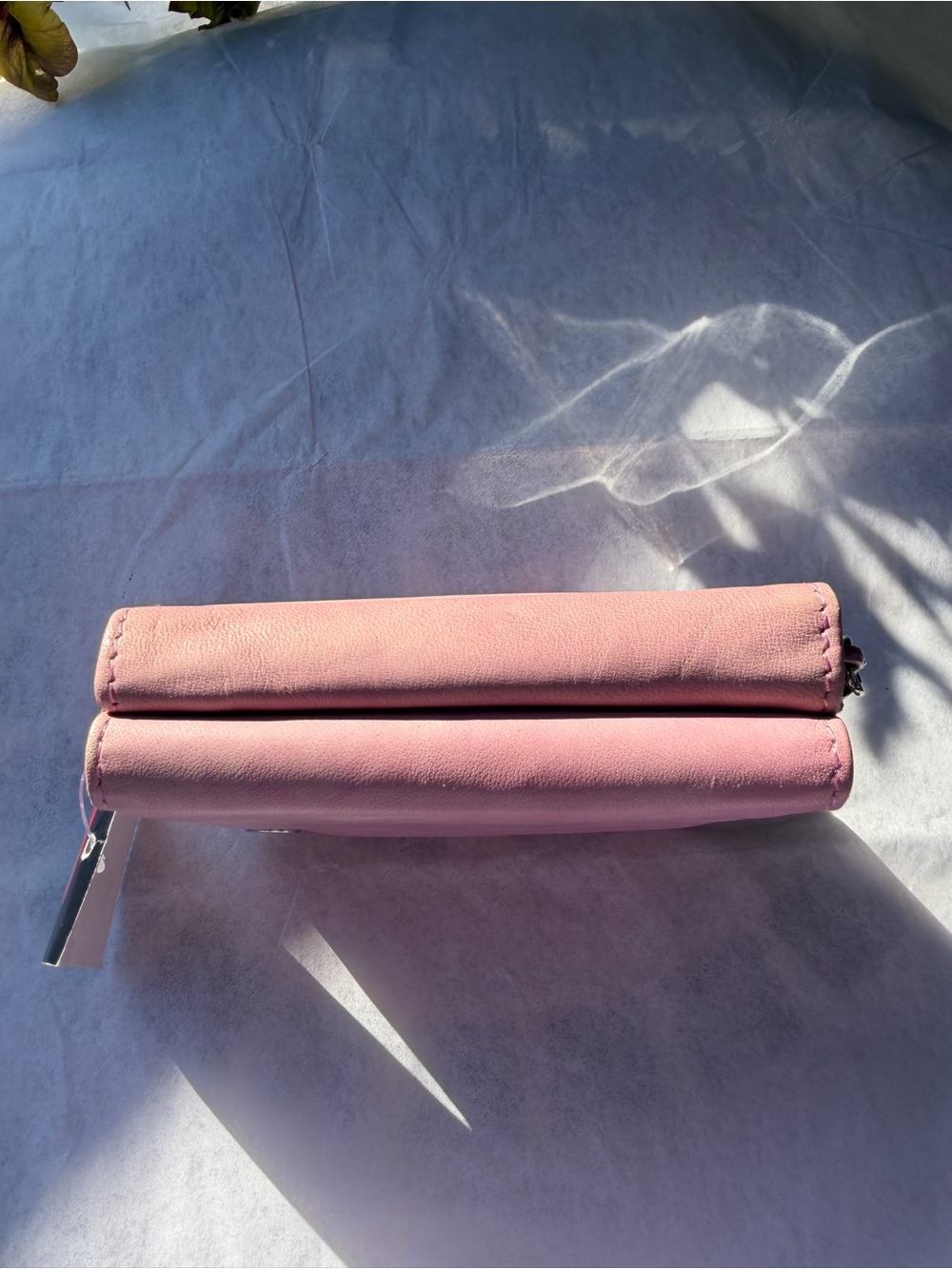MUNDI Pink Genuine Leather Zip Card Holder with ID Window NWT - Picture 2 of 8